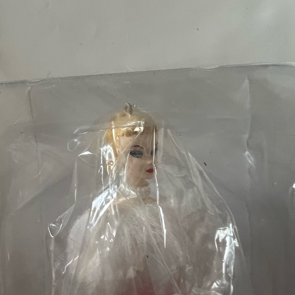 Enchanted evening barbie doll ornament vintage barbie doll - Picture 5 of 6